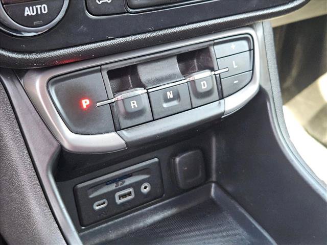 Used 2023 GMC Terrain AT4 w/ Tech Package AWD/4WD image 18