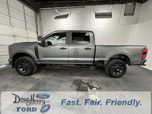 Certified 2025 Ford F250 XL w/ STX Appearance Package image 4