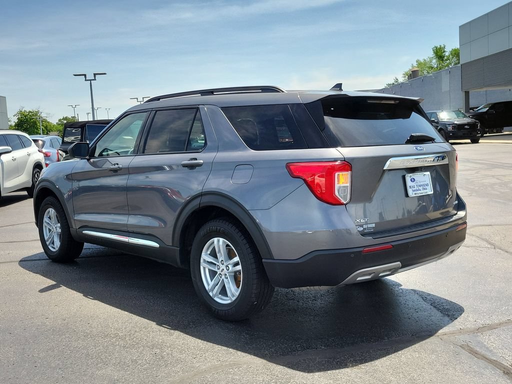 Certified 2022 Ford Explorer XLT w/ Equipment Group 202A AWD/4WD image 6