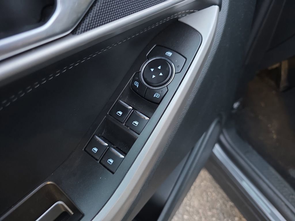 Certified 2024 Ford Explorer XLT image 19