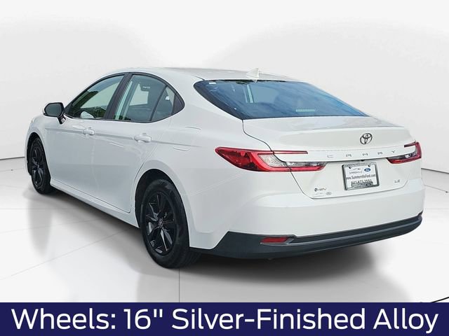 Used 2025 Toyota Camry LE FWD image 7