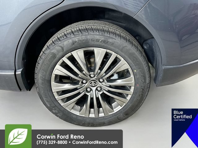Used 2021 Toyota Venza XLE w/ Softex Package AWD/4WD image 35