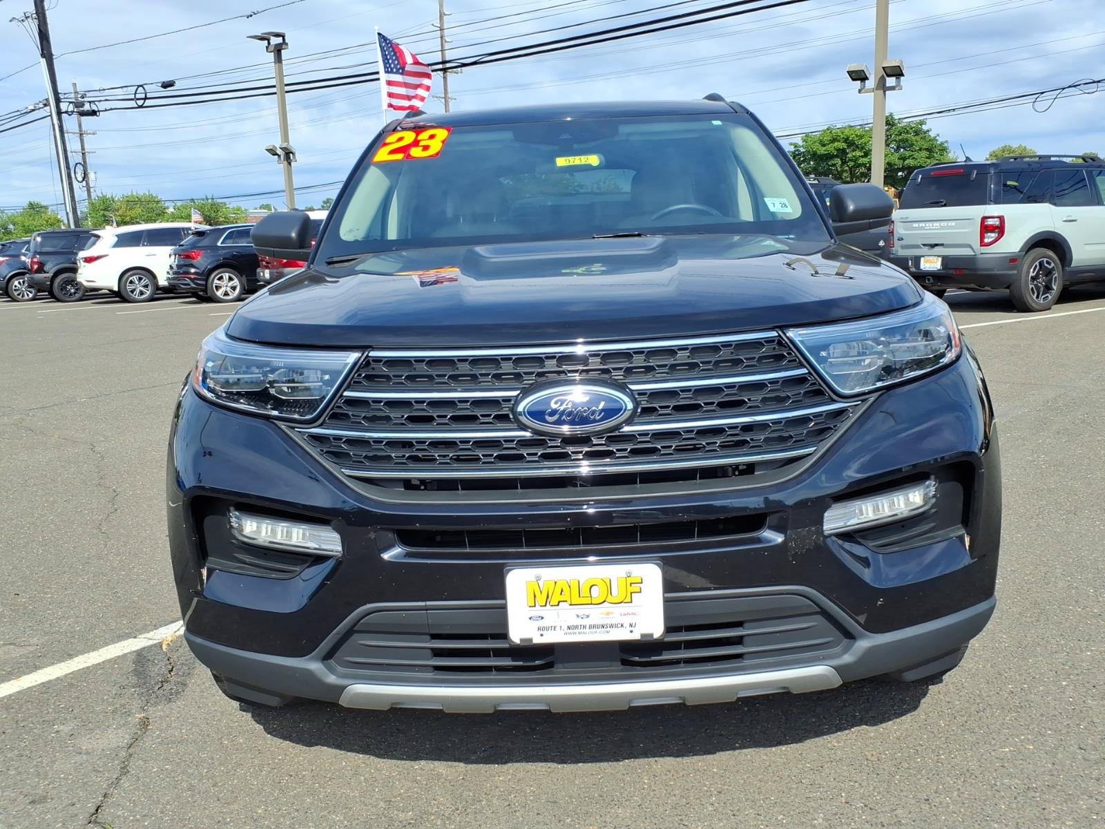 Certified 2023 Ford Explorer XLT w/ Equipment Group 202A AWD/4WD image 2