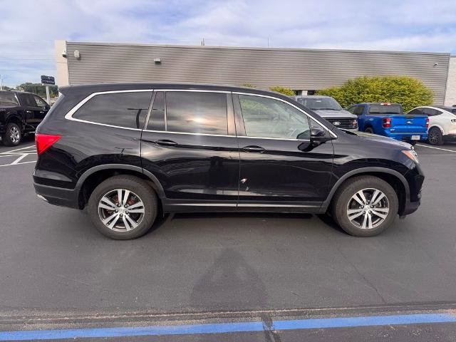 Used 2017 Honda Pilot EX image 8
