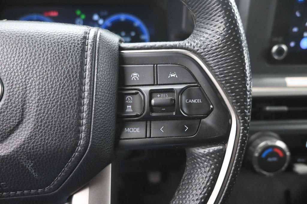 Used 2024 Toyota Tacoma TRD Off-Road AWD/4WD image 6