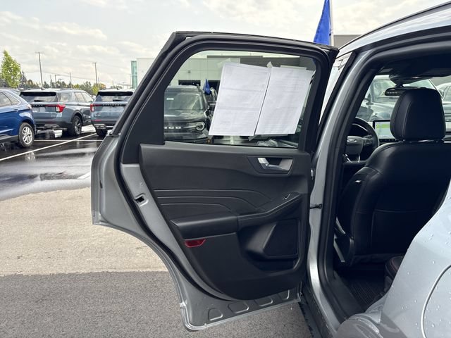 Certified 2024 Ford Escape ST-Line w/ Tech Pack #1 AWD/4WD image 15