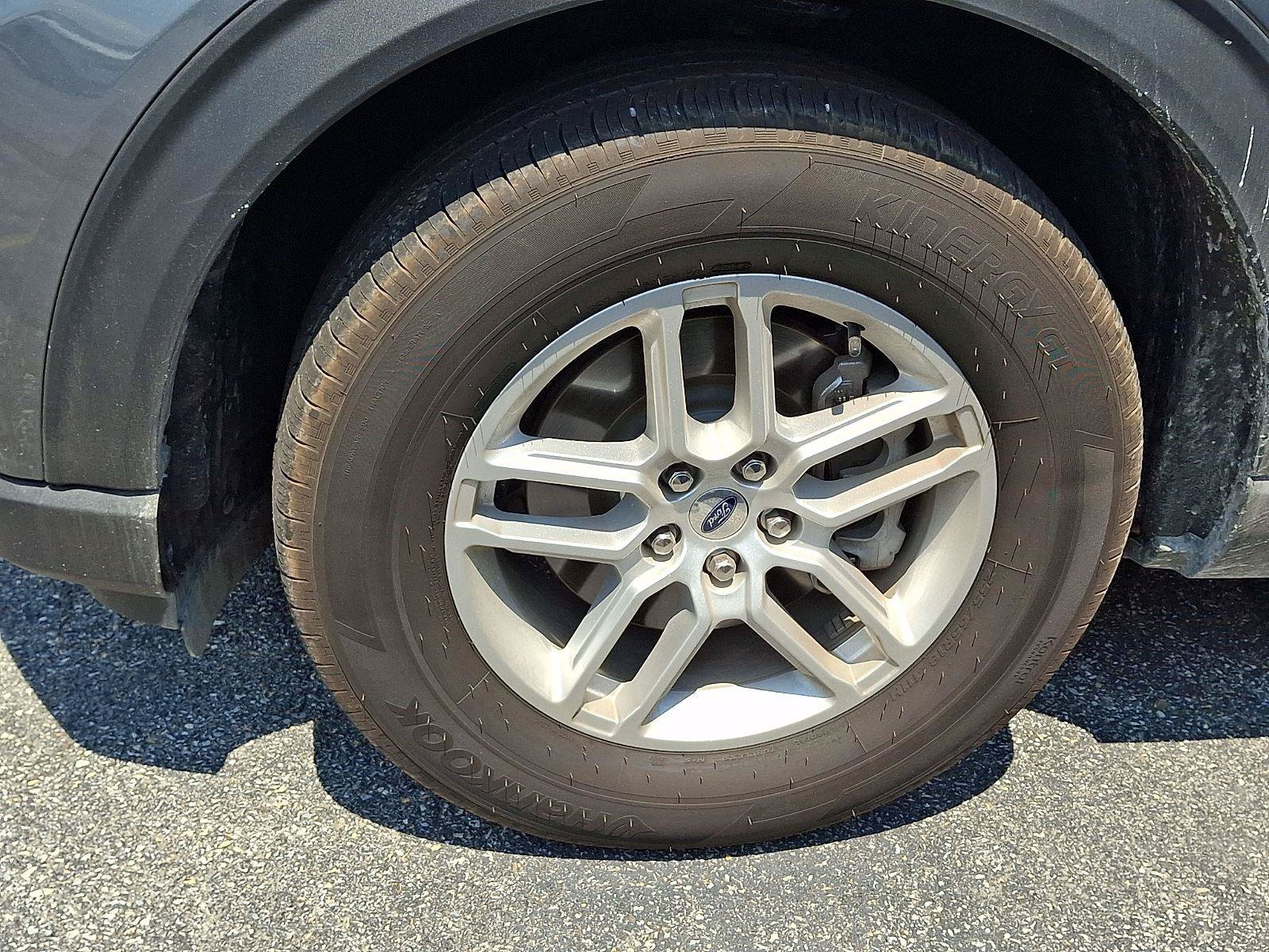 Certified 2025 Ford Explorer Active AWD/4WD image 4