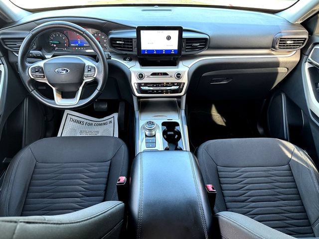 Certified 2021 Ford Explorer XLT RWD image 26