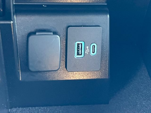 Certified 2023 Ford Explorer XLT w/ Equipment Group 202A AWD/4WD image 29