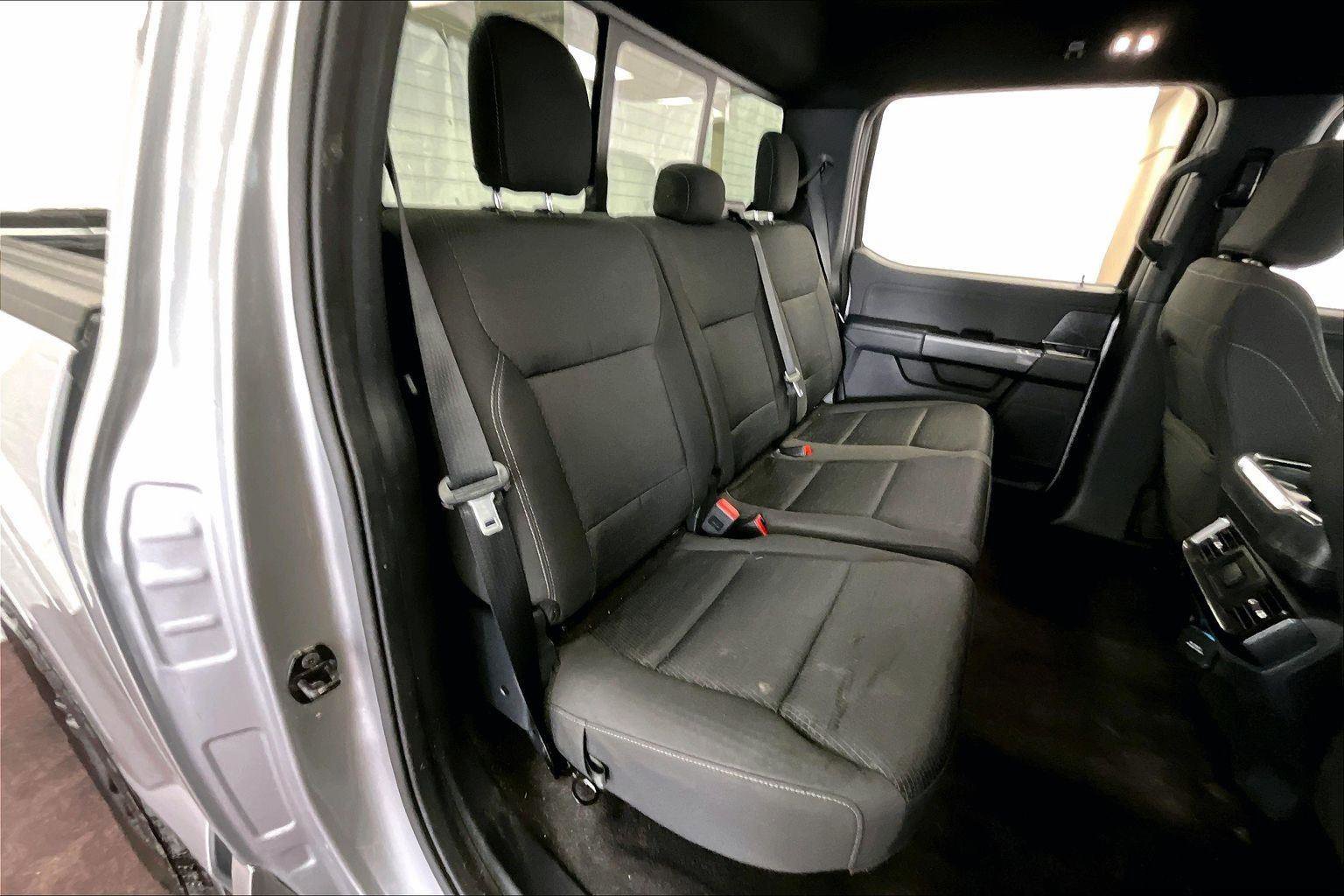 Certified 2022 Ford F150 XLT w/ Equipment Group 302A High image 26