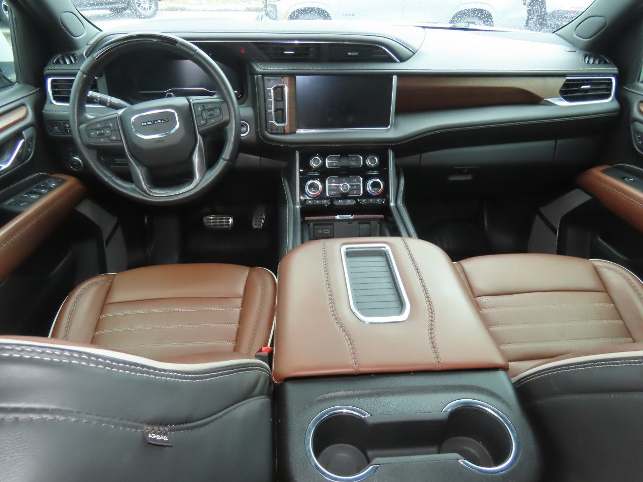 Used 2023 GMC Yukon XL Denali Ultimate w/ LPO, Floor Liner Package AWD/4WD image 22