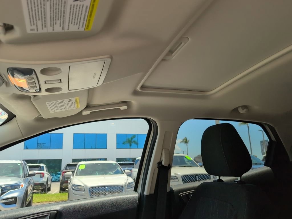 Certified 2020 Ford EcoSport SE w/ SE Convenience Package AWD/4WD image 8
