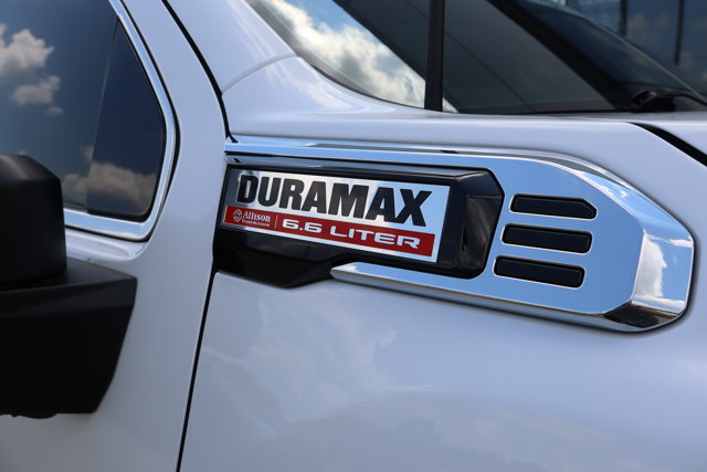 Used 2024 GMC Sierra 2500 Denali w/ Denali Reserve Package AWD/4WD image 10
