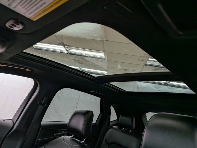 Certified 2024 Ford Edge ST-Line w/ Class II Trailer Tow Package AWD/4WD image 15
