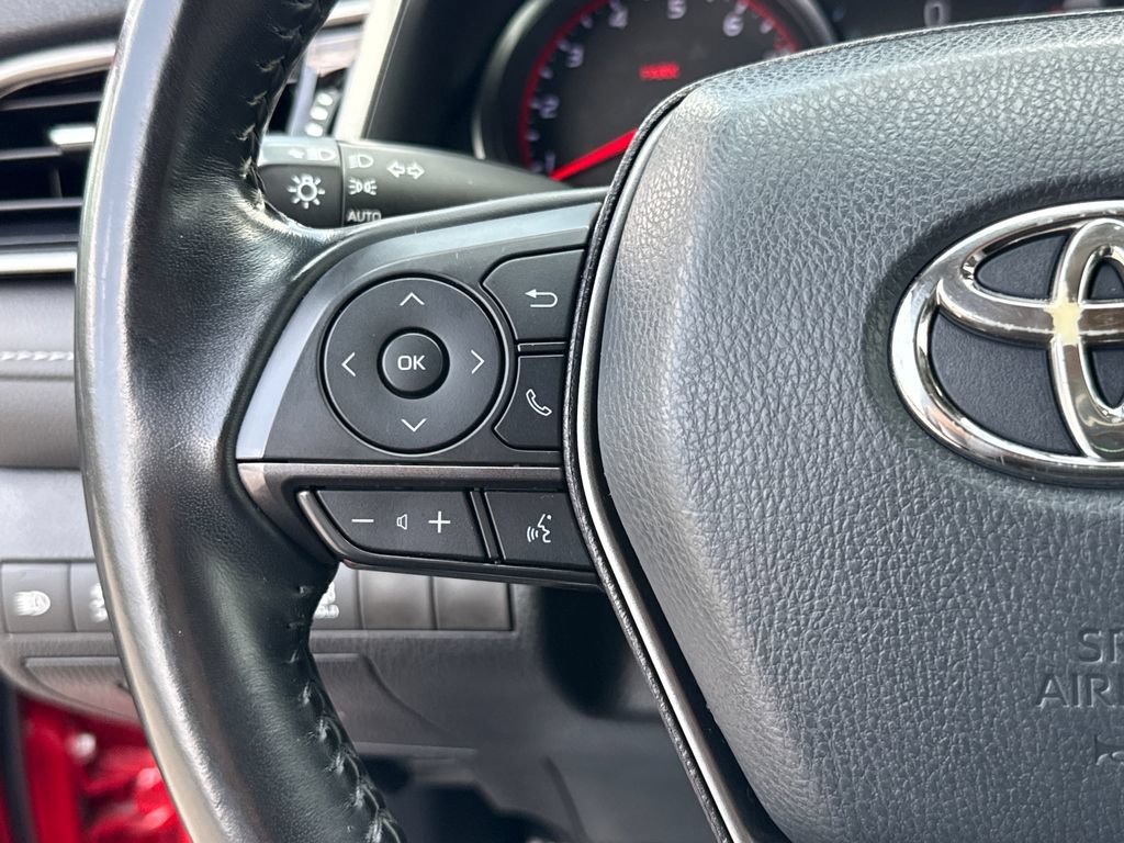 Used 2021 Toyota Camry XSE FWD image 16