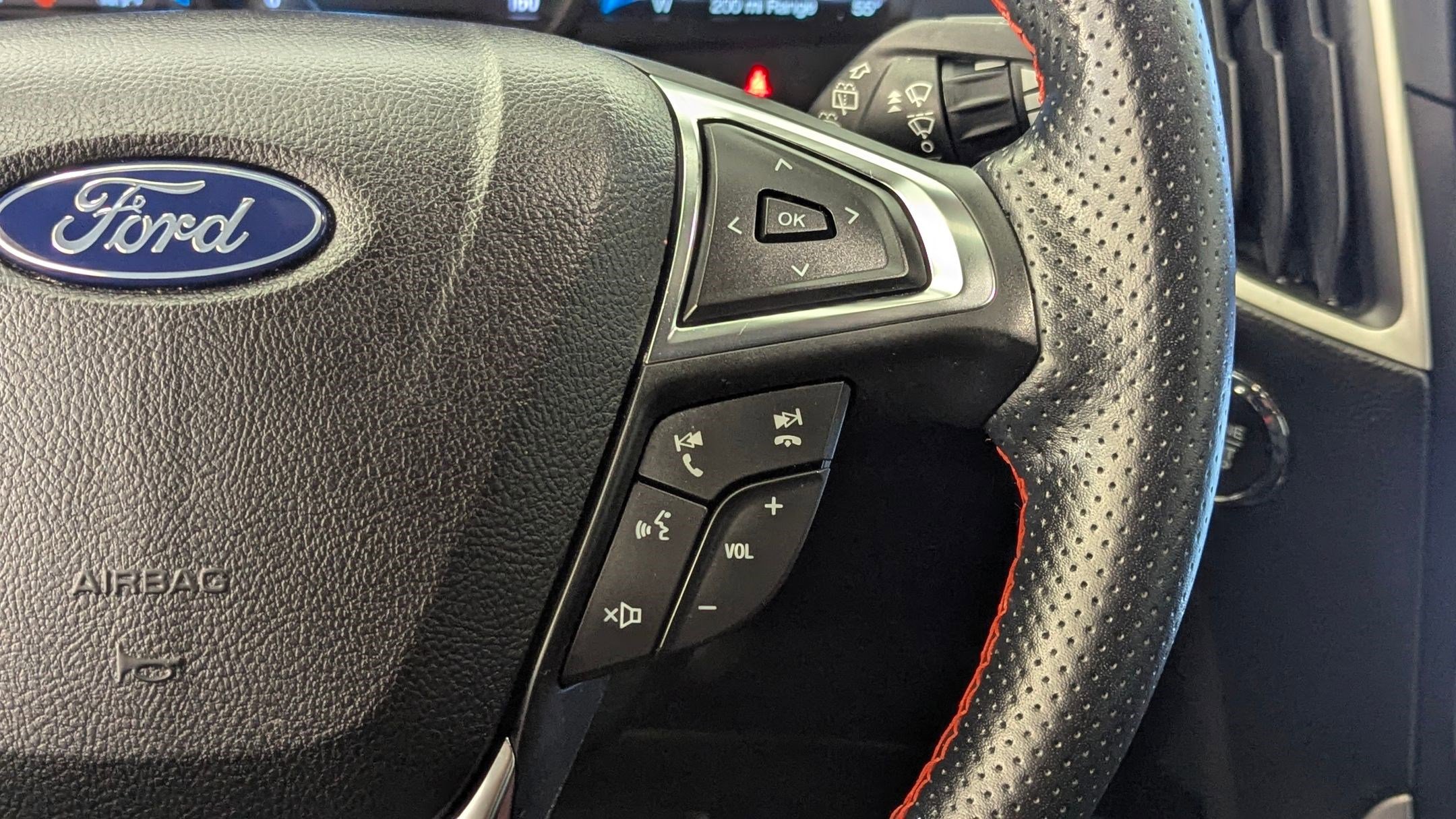 Certified 2022 Ford Edge ST-Line w/ Cargo Accessory Package image 25