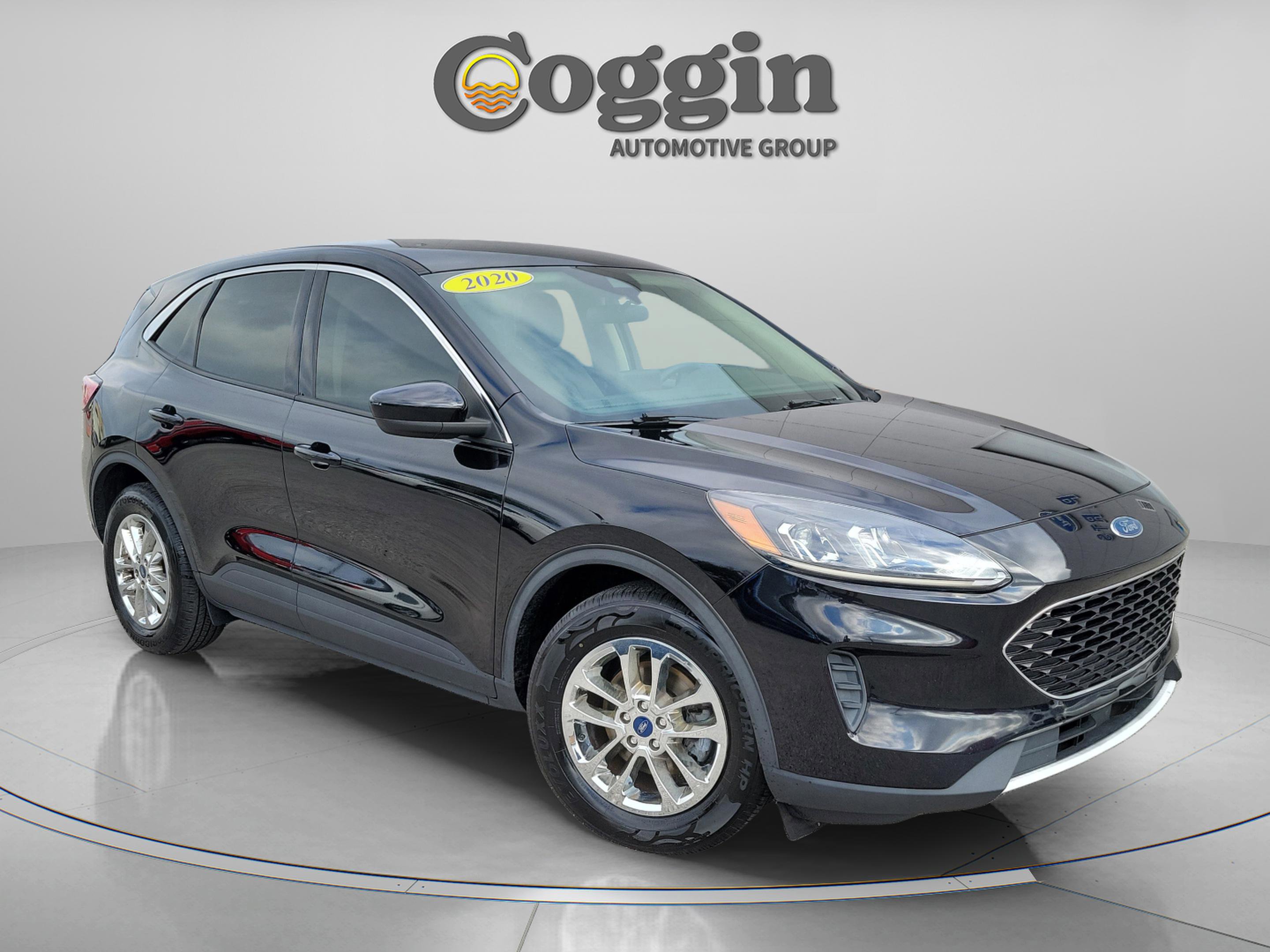 Certified 2020 Ford Escape SE image 4