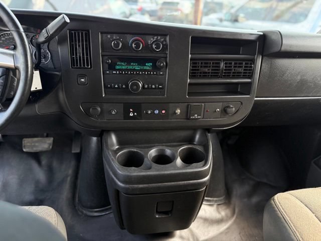 Used 2019 GMC Savana 3500 w/ Driver Convenience Package RWD image 8