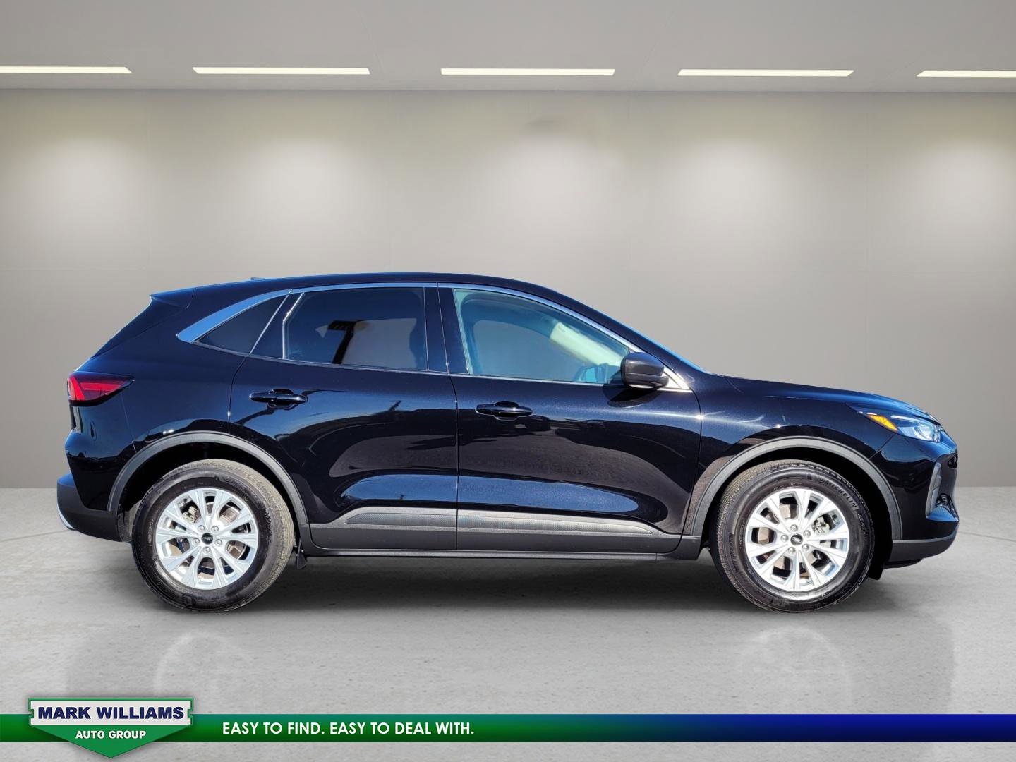 Certified 2023 Ford Escape Active w/ Tech Pack #1 image 9