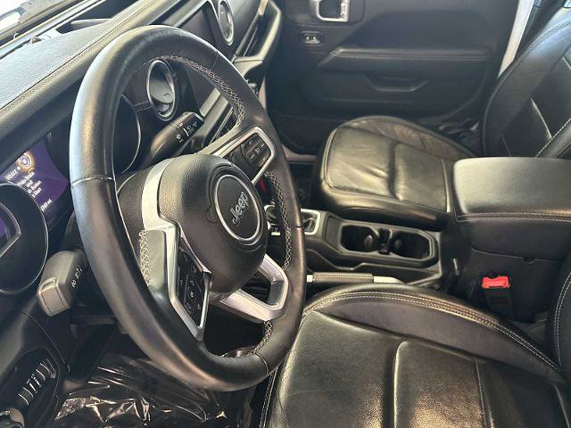 Used 2020 Jeep Gladiator Overland w/ Uconnect 4C Nav & Sound Group image 19