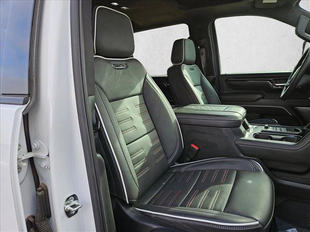 Used 2025 GMC Sierra 2500 AT4X AWD/4WD image 19