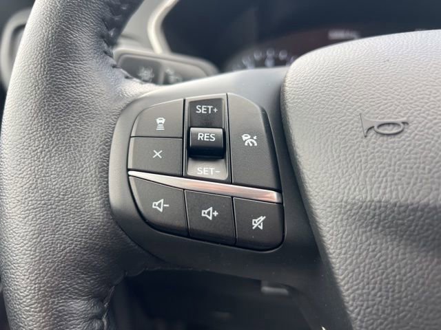 Certified 2020 Ford Escape SEL image 11