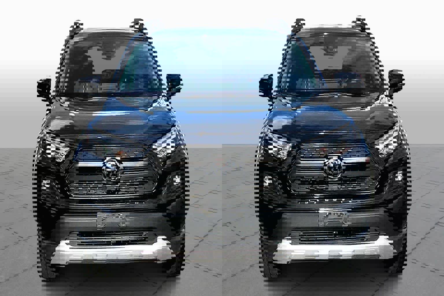 Used 2024 Toyota RAV4 Adventure image 6