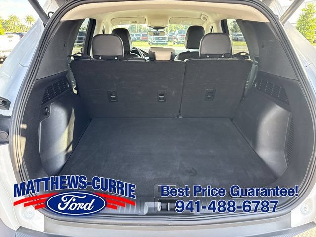Certified 2022 Ford Escape SEL w/ Class II Trailer Tow Package AWD/4WD image 13