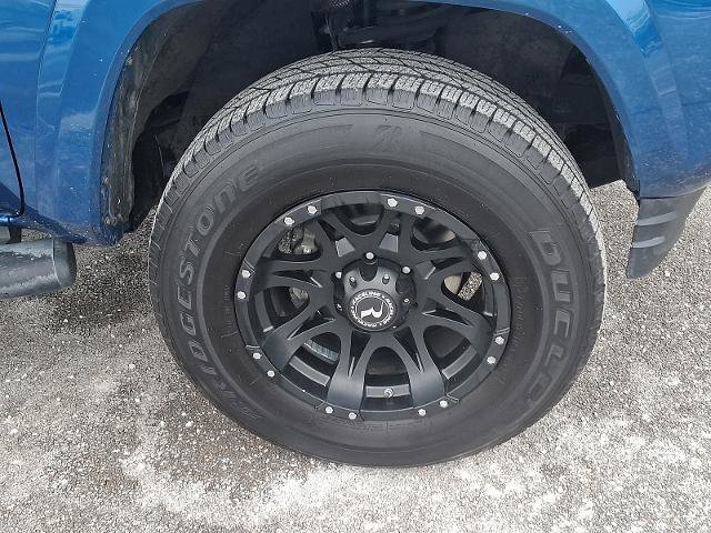 Used 2018 Toyota Tacoma SR5 image 8