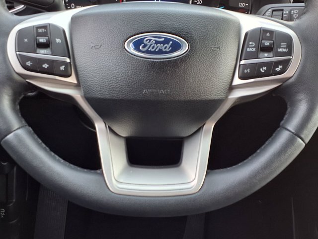 Certified 2024 Ford Explorer XLT w/ Equipment Group 202A AWD/4WD image 16