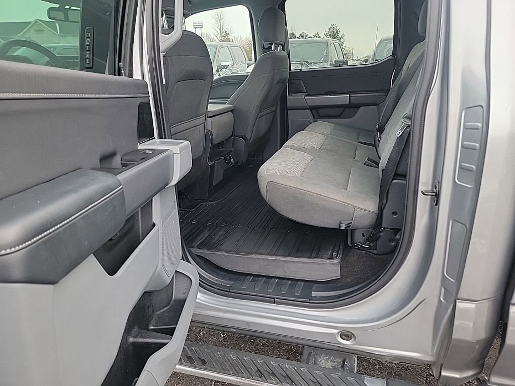 Certified 2021 Ford F150 XLT w/ Equipment Group 302A High image 40