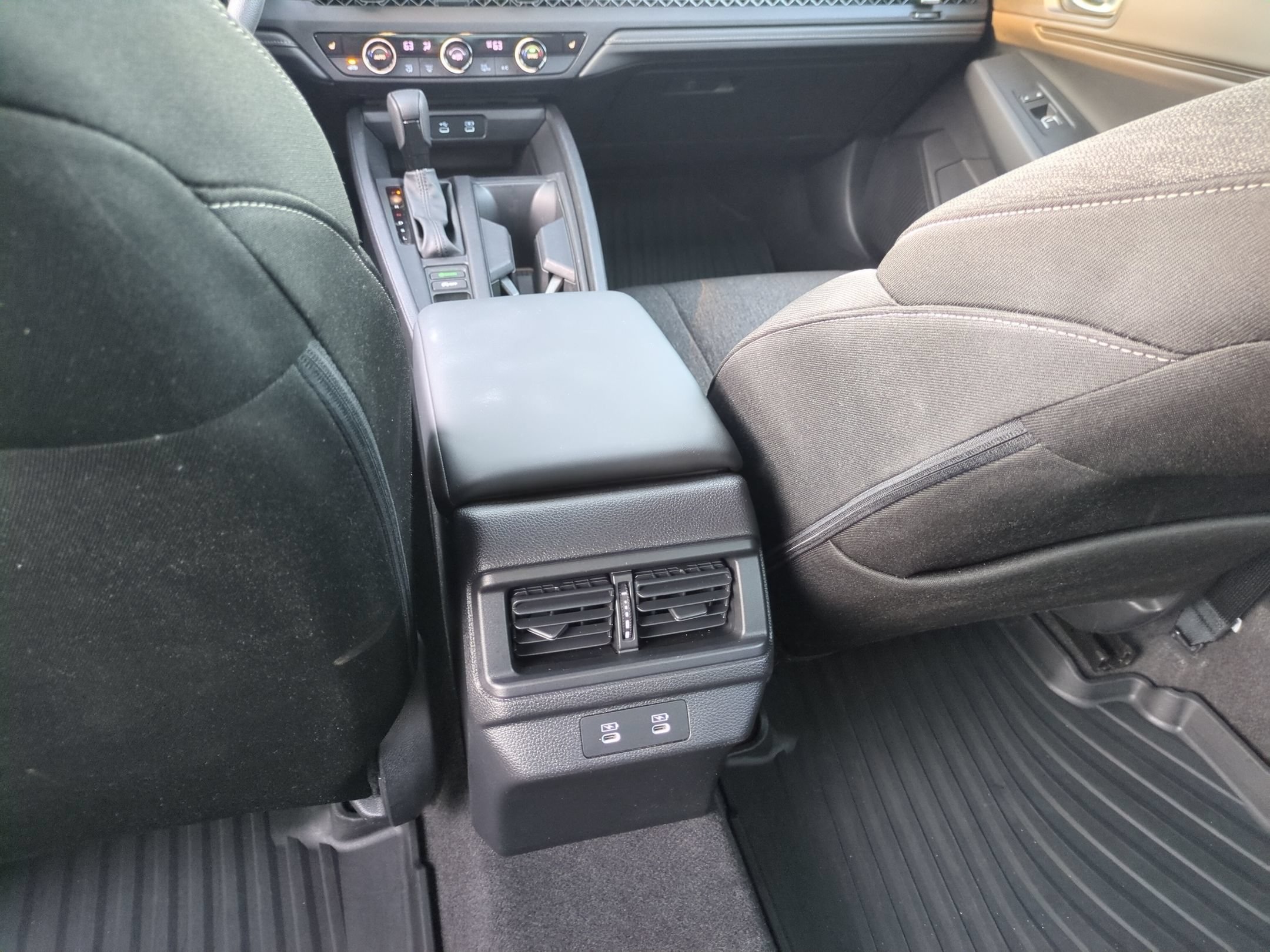 Used 2025 Honda Accord SE image 32