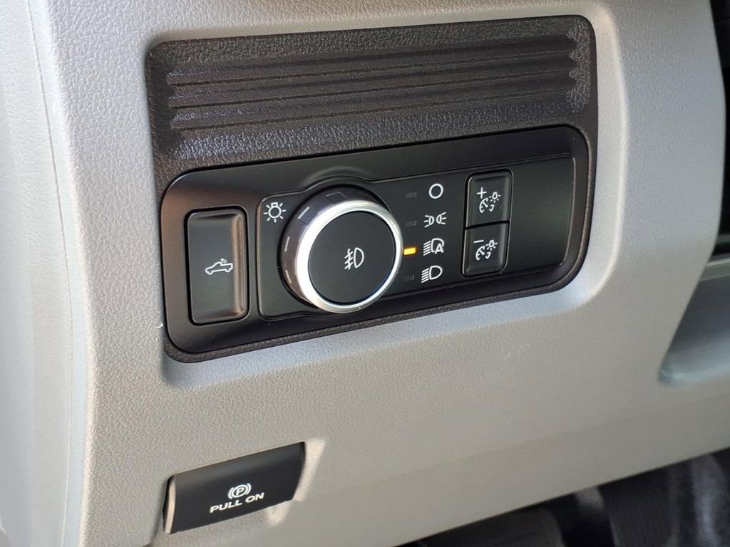 Certified 2025 Ford F350 XL w/ FX4 Off-Road Package AWD/4WD image 18