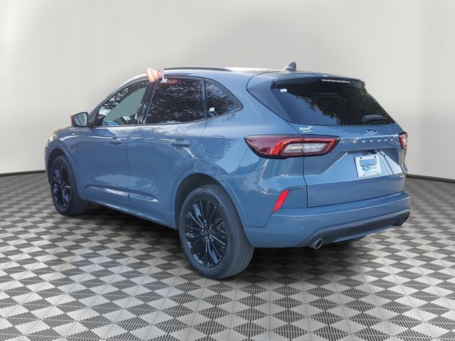 Certified 2023 Ford Escape ST-Line Elite w/ Premium Technology Package image 2
