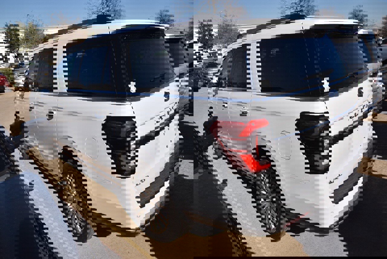 Certified 2024 Ford Expedition Max Limited image 3