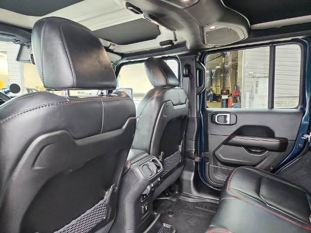 Used 2025 Jeep Wrangler Unlimited Rubicon AWD/4WD image 23