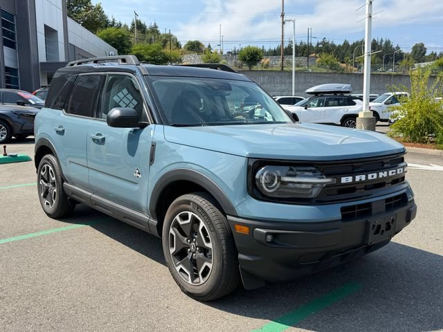 Certified 2023 Ford Bronco Sport Outer Banks w/ Tech Package AWD/4WD image 5