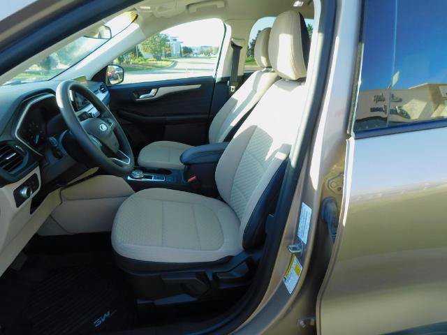 Certified 2021 Ford Escape SE AWD/4WD image 13