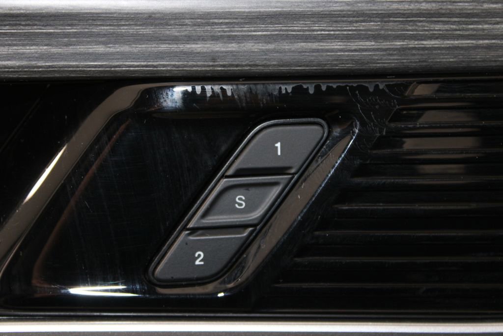 Used 2024 Jeep Wagoneer Series II image 44