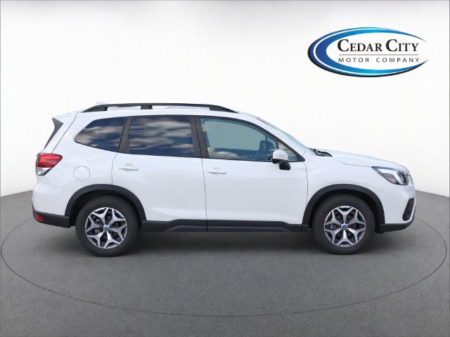 Used 2019 Subaru Forester Premium AWD/4WD image 7