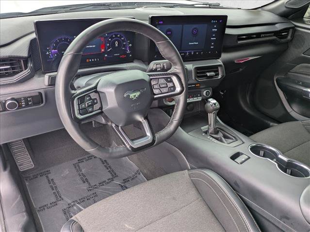 Certified 2025 Ford Mustang Coupe RWD image 10