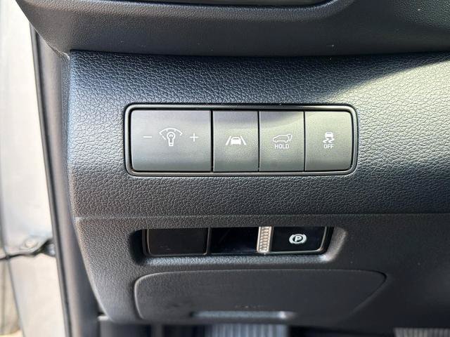 Used 2022 Hyundai Santa Fe XRT FWD image 16
