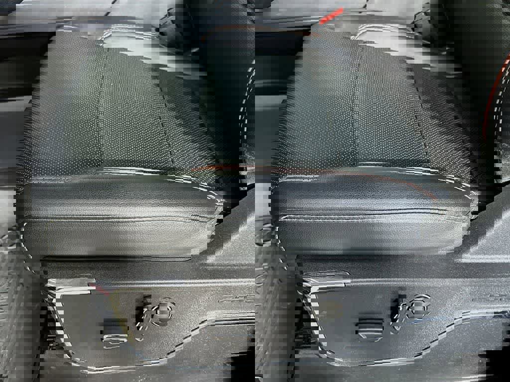 Certified 2023 Ford F150 Lariat w/ Equipment Group 502A High image 32