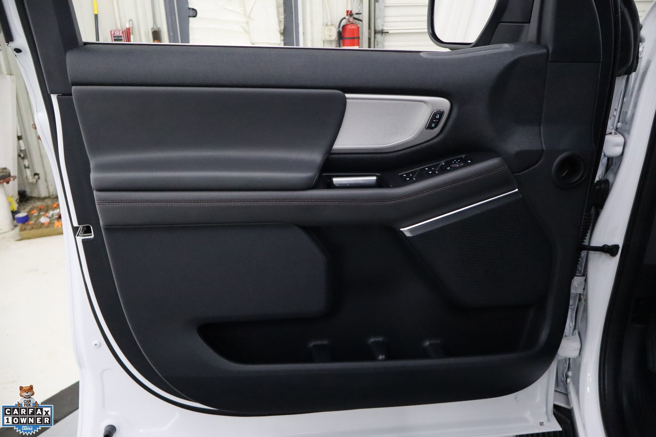 Certified 2025 Ford Expedition Active image 13