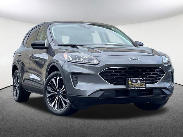 Certified 2021 Ford Escape SE w/ SE Sport Appearance Package image 8