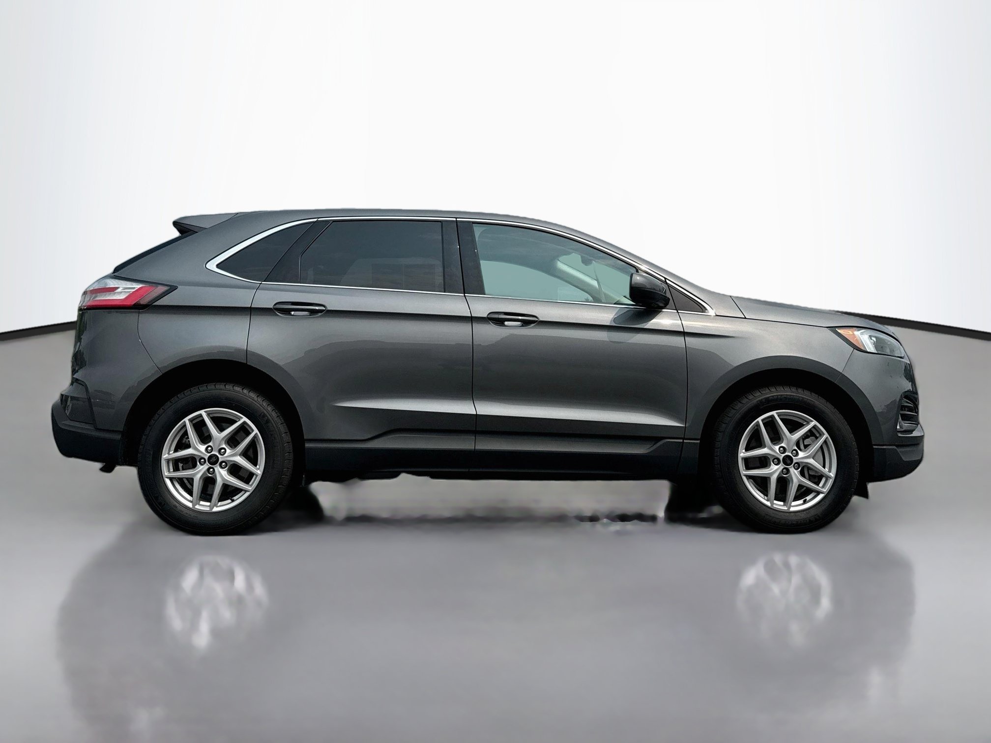 Certified 2023 Ford Edge SEL w/ Convenience Package AWD/4WD image 8
