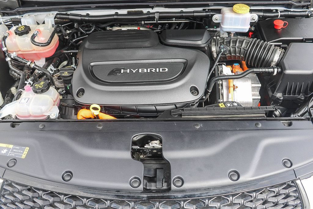 Used 2023 Chrysler Pacifica Touring-L FWD image 31