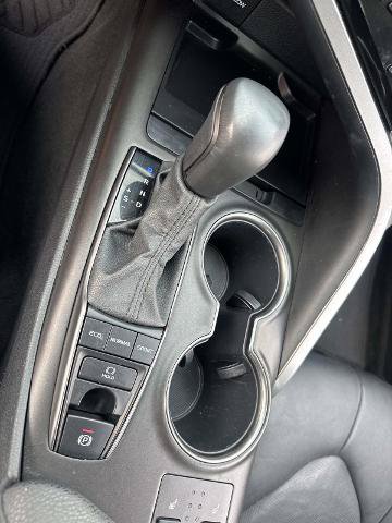 Used 2022 Toyota Camry XSE FWD image 21