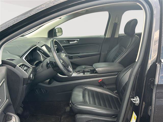 Certified 2019 Ford Edge SEL w/ Equipment Group 201A AWD/4WD image 9