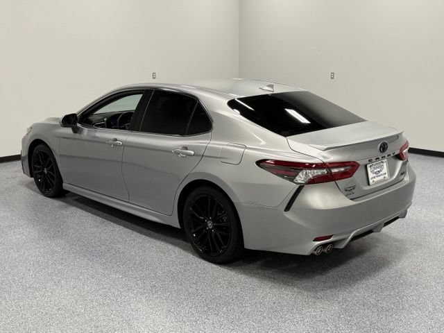 Used 2021 Toyota Camry XSE FWD image 9